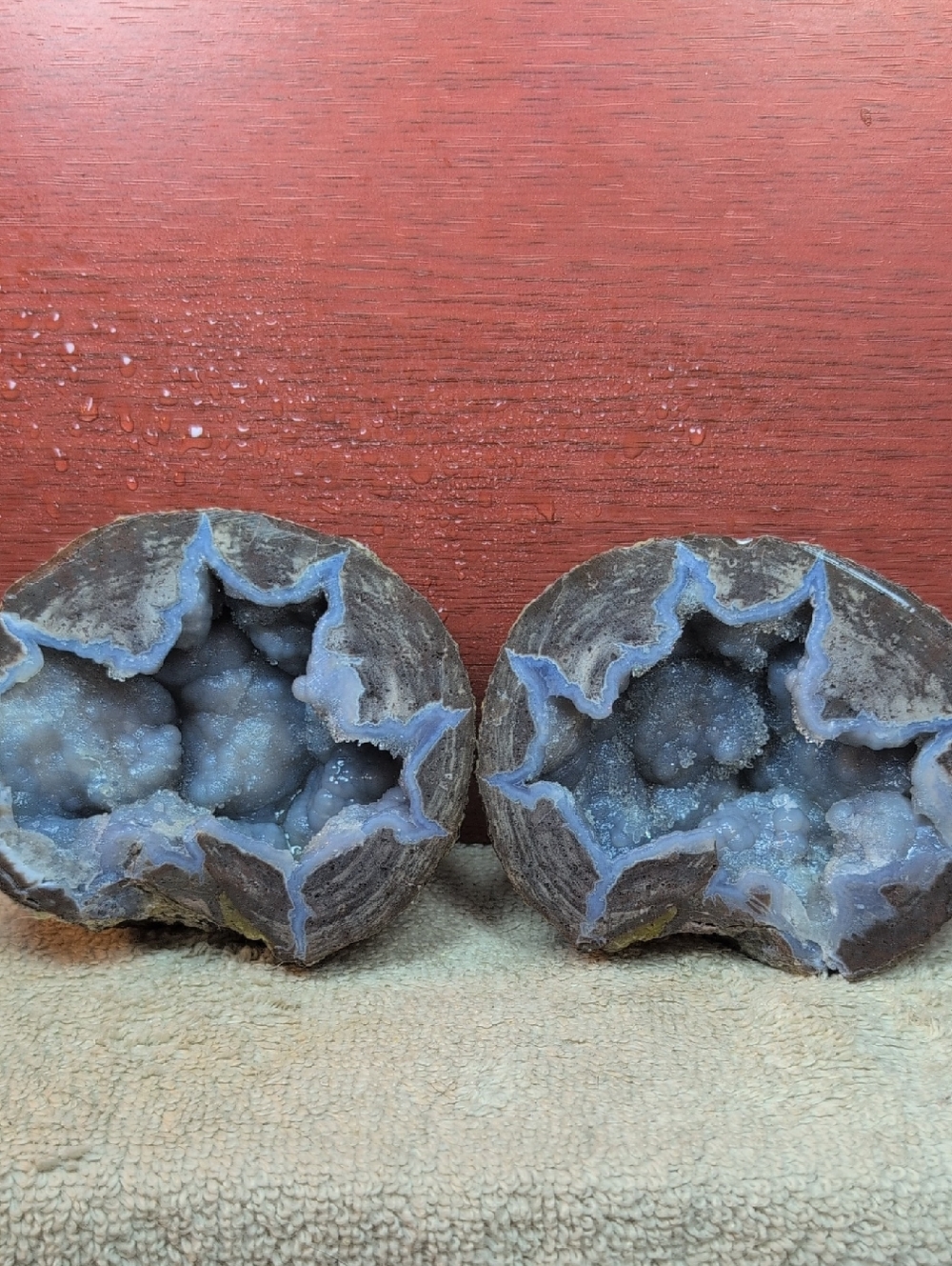 Dugway Geode #8 UV Light Reactive